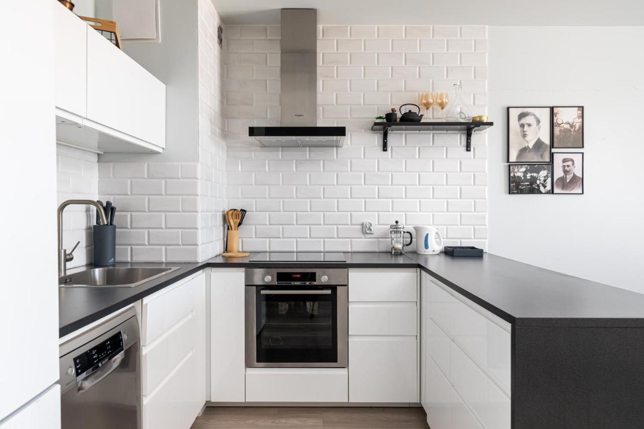 Owsiana 9 - Modern Designed Apartment With Balcony By Noclegi Renters Warszawa Exteriör bild